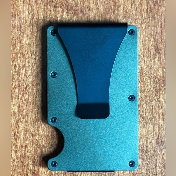 Men’s Slim Wallet with RFID Blocking - NWT - Picture 6 of 6